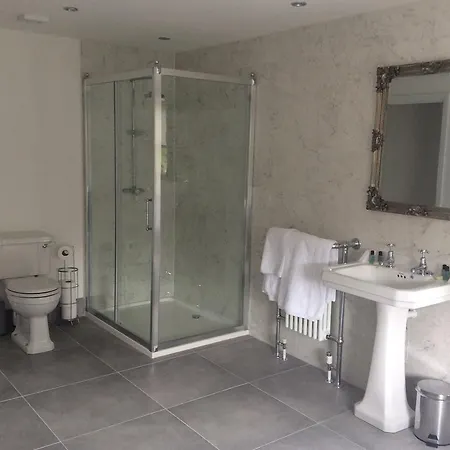 Oda ve Kahvaltı Clifton House Bristol