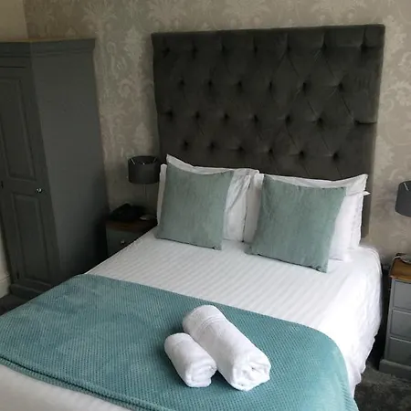 Clifton House 4* Bristol
