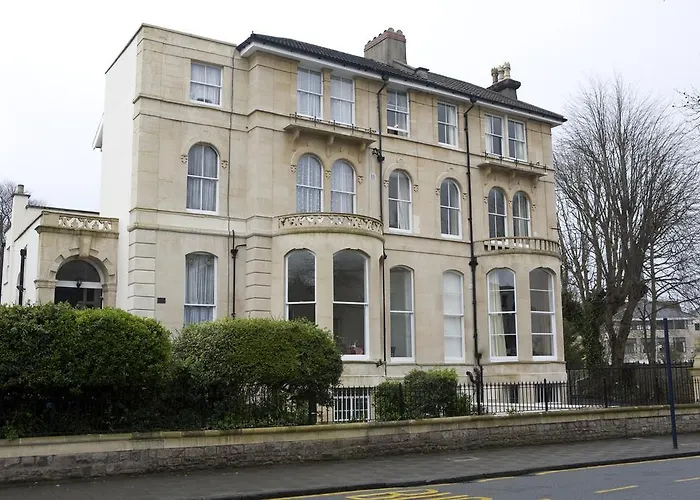 Clifton House 4* Bristol