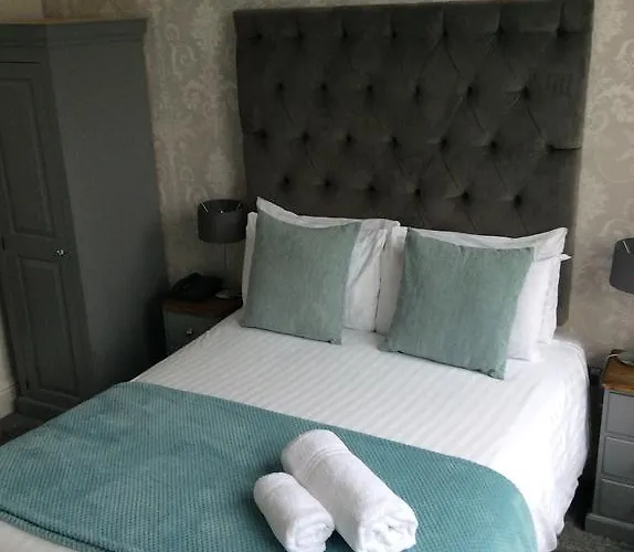 Clifton House 4* Bristol