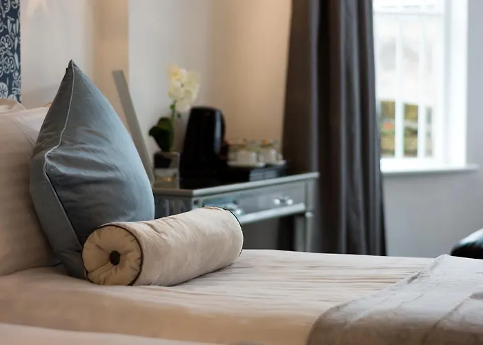 Bed & Breakfast Clifton House 4*