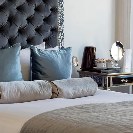 Clifton House 4* Bristol