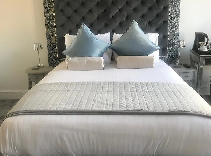 فندق مبيت وإفطار Clifton House بريستول