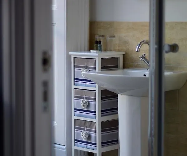 Clifton House فندق مبيت وإفطار