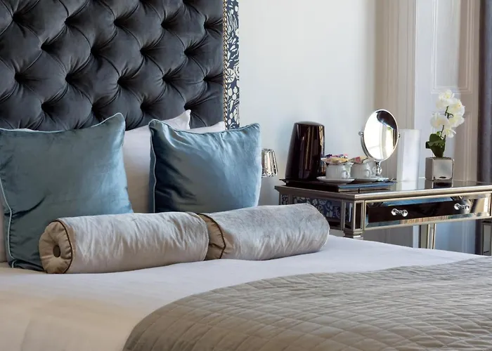 Clifton House 4* 布里斯托